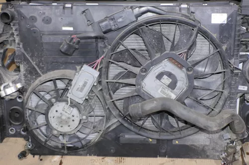 VW Touareg Q7 4L Lüfterzarge Lüfter Kühlerlüfter Klimaanlage 7L0121207E