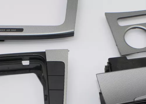 VW Passat 3C Mittelkonsole Verkleidung um Navi Klappe Abdeckung Dekor silber sch (119456)