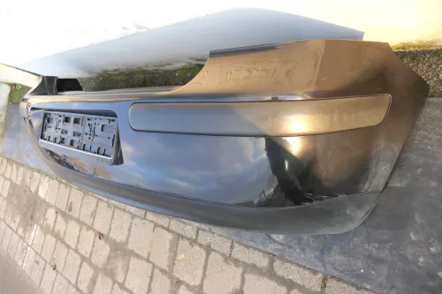 VW Golf 4 Limousine Stoßstange hinten Heckstoßstange Stoßfänger schwarz LC9Z xxx (120355)