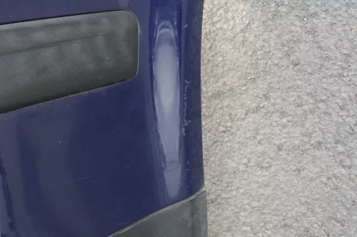 VW Passat 3B Stoßstange vorne Frontstoßstange Stoßfänger vorne blau LA5E (120742)