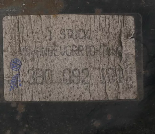 VW Passat 3B Anhängerkupplung Anhängekupplung starr fest mit Kabelbaum (120905)