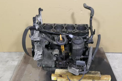 VW Golf 5 1K Motor Block 2.0 SDI 55kw 75PS BDK ca. 180.000km - ohneKopf