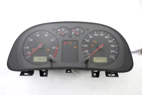 VW Golf 4 Tacho Tachometer Kombiinstrument 264 000km 1J0920802 1,4 16V 75PS 55kw