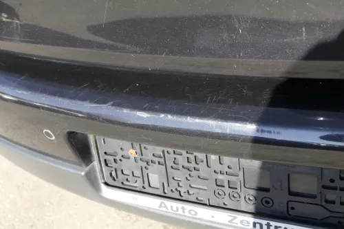 VW Golf 5 1K Limousine Stoßstange hinten Heckstoßstange schwarz LC9Z PDC (122563)