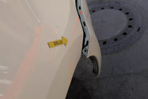 VW Sharan 7N Kotflügel rechts vorne gelb elfenbein Taxi L115 (122603)