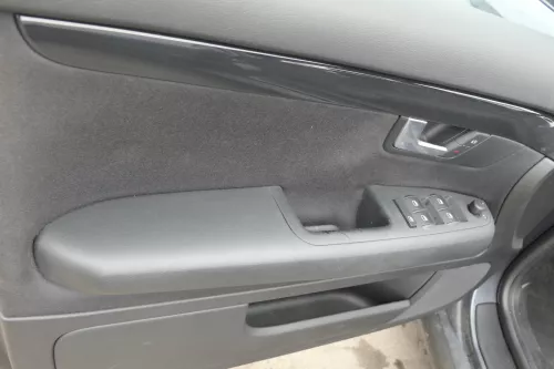 4x Audi A4 8E B6 Türverkleidung Verkleidung Tür vorne +hinten links schwarz soul (122711)