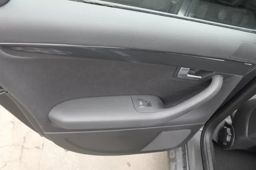 4x Audi A4 8E B6 Türverkleidung Verkleidung Tür vorne +hinten links schwarz soul (122711)