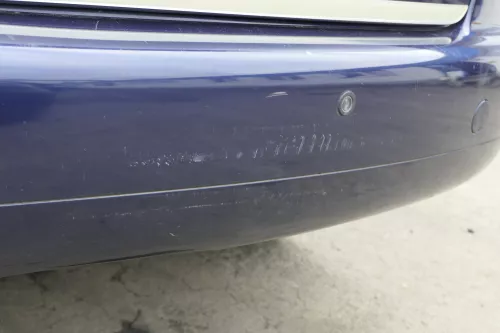 VW Touran 1T Stoßstange hinten Heckstoßstange Stoßfänger blau LB5N Einparkhilf (122728)