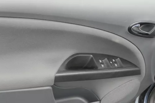 Seat Altea 5P XL Türverkleidung Verkleidung Tür vorne +hinten links Sonnenrollo (122810)