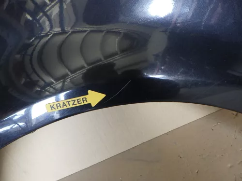 VW Passat 3B Kotflügel vorne links schwarz LC9Z metallic 99,99 (123147)