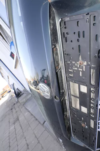 VW Passat 3B Kombi Variant Heckklappe Klappe hinten mit Scheibe grün LC6N (123226)