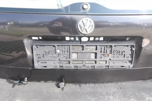 Passat 3B Kombi Variant Heckklappe Klappe hinten mit Scheibe schwarz LC9Z - ROST (123451)