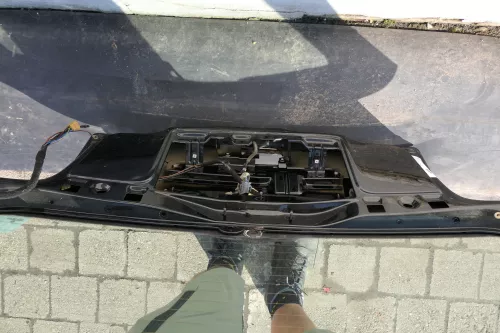 VW Lupo 6X Heckklappe hinten Klappe Kofferraumklappe Scheibe schwarz uni L041 (123470)