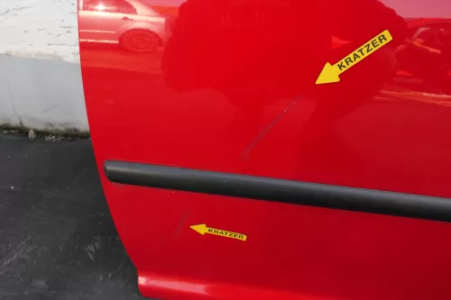 VW Golf 4 Tür vorne links Fahrertür 2/3-Türer rot LP3G (123496)