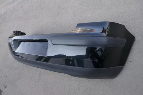 VW Golf 4 Limousine Stoßstange hinten Heckstoßstange Stoßfänger schwarz L041 yy (123606)