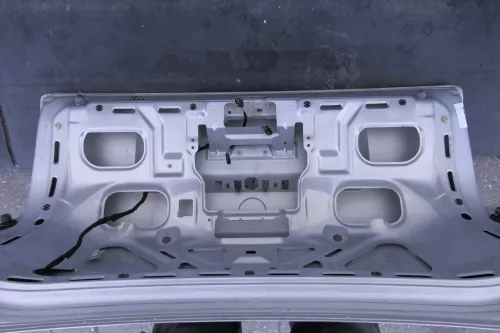 VW Passat 3B Limousine Heckklappe Klappe hinten Kofferraumklappe silber LB7Z (123649)