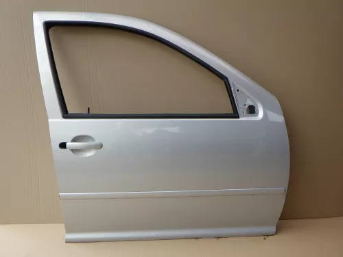 VW Golf 4 Bora Tür vorne rechts Beifahrertür 4/5-Türer & Kombi silber LB7Z satin