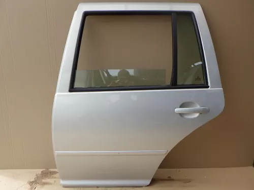 VW Golf 4 Bora Tür hinten links nur Kombi / Variant silber LB7Z satinsilber