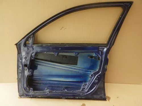 VW Passat 3B 3BG Kombi Limo Tür vorne rechts Beifahrertür blau LD5Q ohneAnbaute (123760)