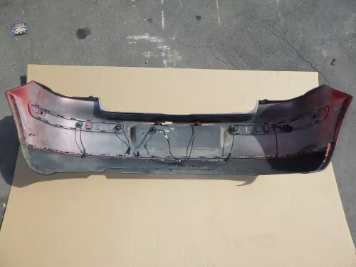 VW Golf 4 Limousine Stoßstange hinten Heckstoßstange rot braun LC3K PDC (123789)