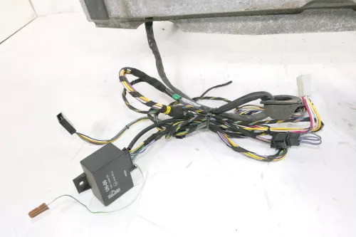 Audi A6 4B starre starr Anhängerkupplung Anhängekupplung Bosal 033181 (123968)