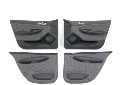 4 x Skoda Fabia 6Y Stufenheck Türverkleidung Verkleidung Tür vorn hinten links