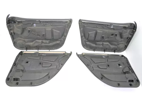 Audi A6 4B Türverkleidung Verkleidung Tür vorne +hinten links und rechts (123992)