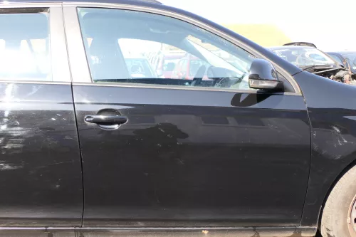 VW Golf 6 nur Kombi / Variant Tür vorne rechts Beifahrertür schwarz L041 uni