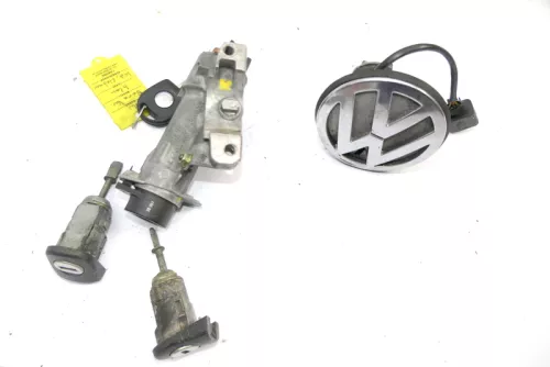 VW Golf 4 Kombi Schloßsystem 2x Türschloß 1x Schlüssel Schloß Zündschloß Hecksc