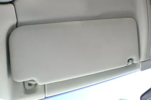 Audi A6 4B Sonnenblenden Sonnenblende links vorne grau silber (125600)