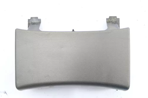 VW Passat 3B 3BG Aschenbecher Zigarettenanzünder vorne Dekor