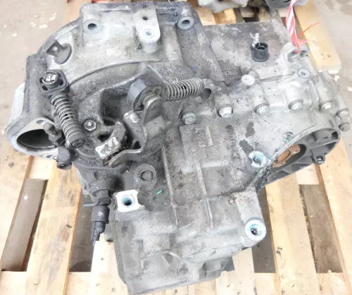 VW Sharan Alhambra FPE 6 Gang Schaltgetriebe 1.9 TDI 96kw 136PS 163.000km (126216)