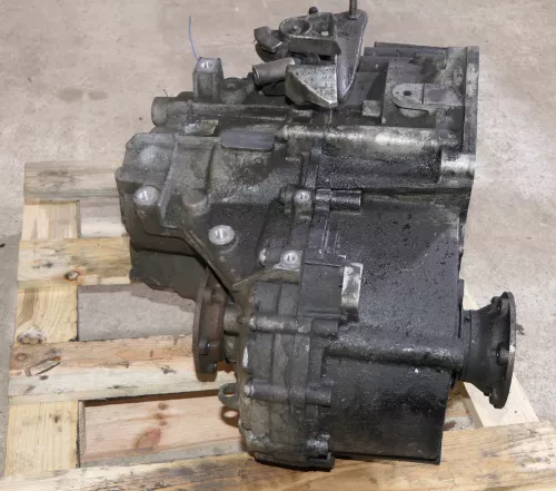 VW Touran Golf 5 Getriebe HDU/HDV 2.0TDI 6 Gang Schaltgetriebe 169.000km (BKD (126219)