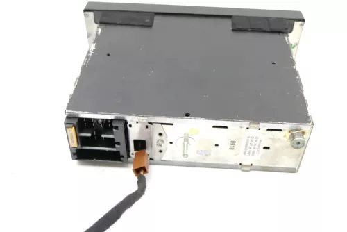 Audi A3 A4 original Radio Kassette 4D0035186 mit Code (126405)