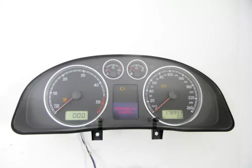 VW Passat 3BG Tacho Tachometer Kombiinstrument 178.000km 3B0920827A Diesel TDI