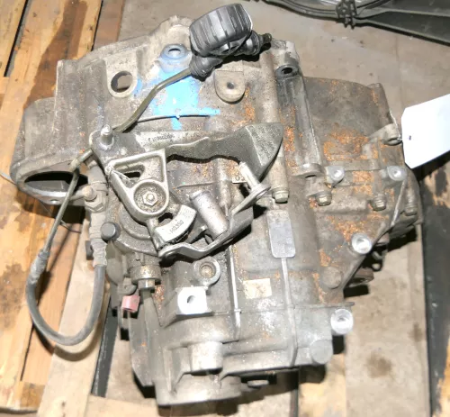 VW Touran Golf 5 A3 8P Getriebe GNE 2.0 TDI 6 Gang Schaltgetriebe ca. 163.000km (127162)