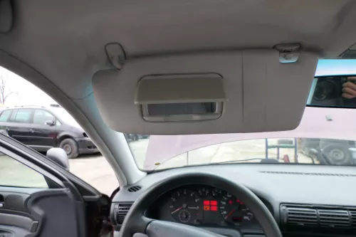 Audi A4 8D B5 Sonnenblenden Sonnenblende grau vorne links 8D0857551E (127181)