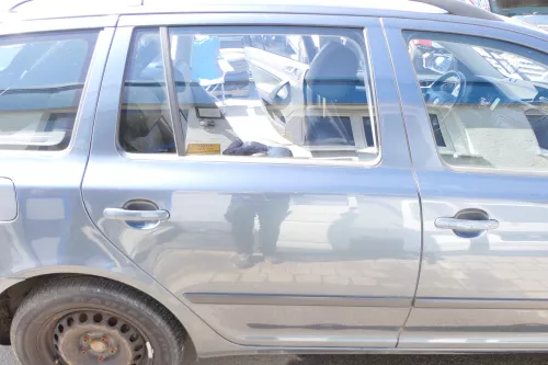 Skoda Octavia 1Z Kombi Tür hinten rechts grau LF7V graphitgrau (ohneAnbauteile)