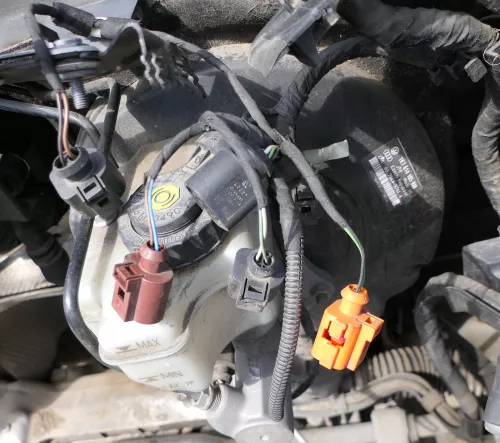 VW Golf 5 Eos Touran Bremskraftverstärker Bremskraftregler 1K1614105BM