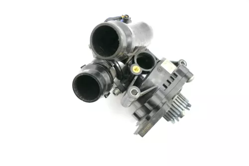 VW Polo 6R Kühlmittelregler Wasserpumpe Pumpe Gehäuse 06H121026CR (127912)