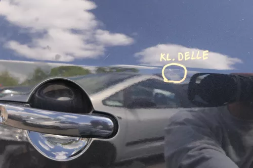 VW Touran 1T 1T3 Tür hinten rechts schwarz LC9Z metallic mit Scheibe (127961)