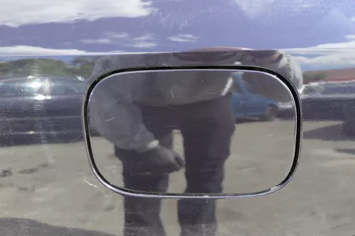 Audi A3 8L Tankdeckel Klappe Tankklappe Tank blau lila LZ5L