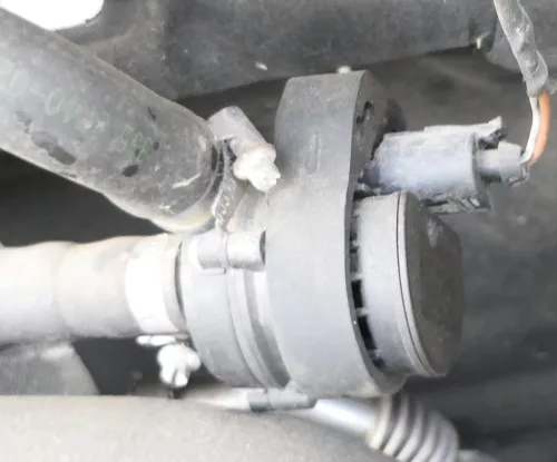 VW Crafter 2E Zusatzwasserpumpe Wasserpumpe Pumpe 2E0965559 ORIGINAL