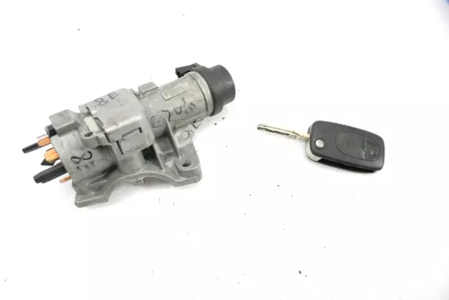 Audi A4 B6 8E mit 1x Schlüssel Schloß Zündschloß Funkschlüssel
