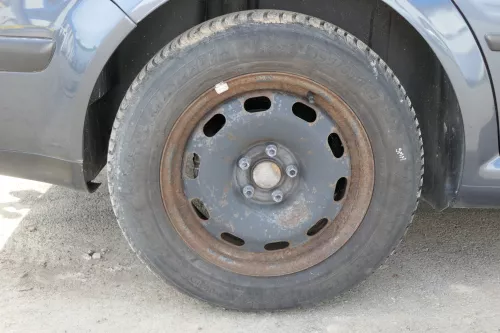 4x VW Golf 4 Bora 195/65 R15 91T Winterreifen M+S Reifen 6jx15H2 ET38  ca. 7-8mm (128941)