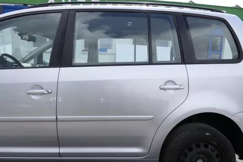 VW Touran 1T3 1T Tür hinten links Fahrerseite silber LA7W reflexsilber 179,99