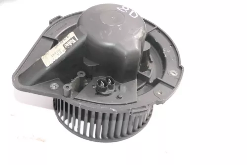 Audi A4 Passat 3B Lüfter Innenraum Gebläselüfter 8D2819021 Heizung