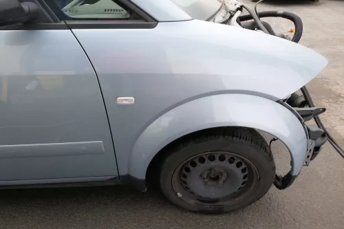 Audi A2 8Z Kotflügel vorne rechts LY7R blau türkis grün kristallblau