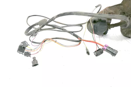 VW Passat 3B Anhängerkupplung Anhängekupplung mit Kabelbaum ohneSchlüssel (129464)