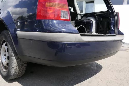 VW Golf 4 Kombi Avant Stoßstange hinten Heckstoßstange Stoßfänger blau LA5G perl (129711)